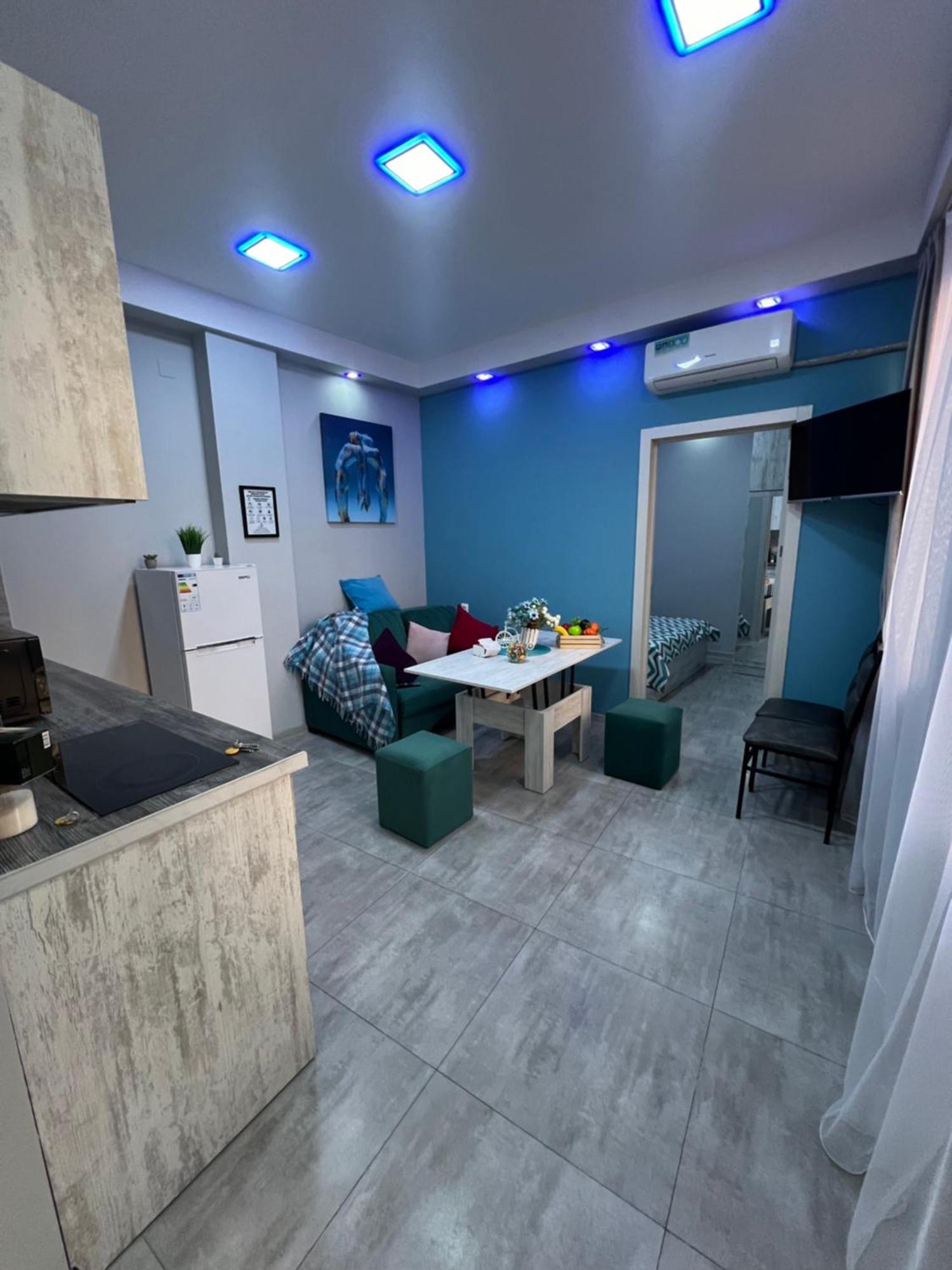 Appartement Cool Blue Interior Self Check In à Erévan Extérieur photo